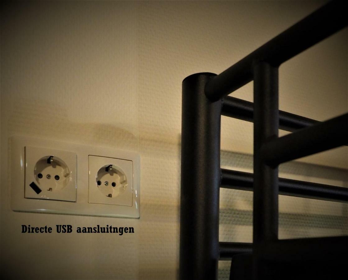 ホテル ト アンケル レーワールデン エクステリア 写真